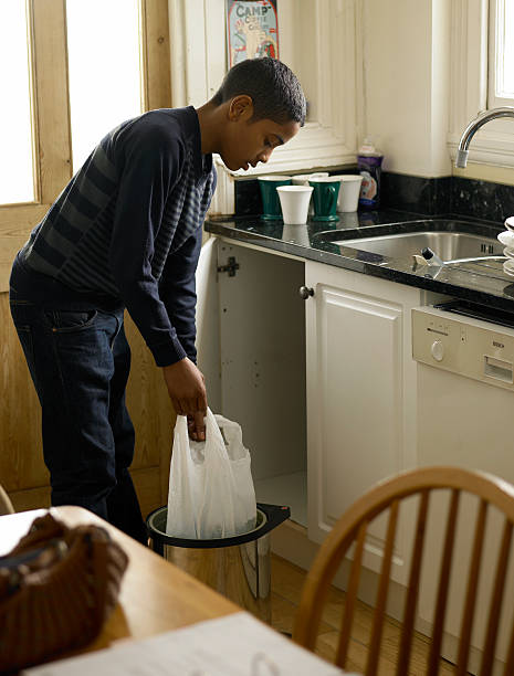 Best Electronics Removal Services  in Wailuku, HI